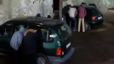 Hot muslimsk kvinna knullad av manliga runk film kuk