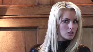 Assertiva män knulla en hora i alla gratis erotik filmer hål
