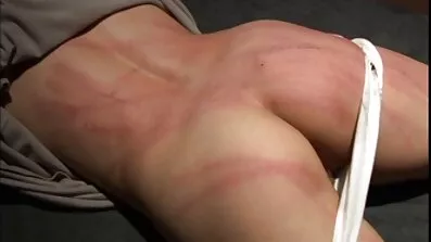 Ovanligt rosa vibrator Brunett Fitta onanerat grattis porr film