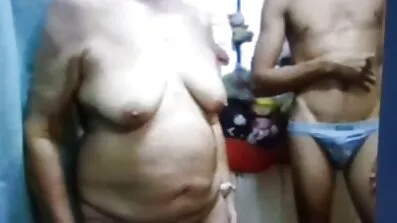 Skymning bella dvd filmer porr vacker tjej onanerar och tar i munnen från sin pojkvän