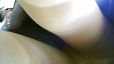 Utsvävande flickvän i kärlek när porrfilm mormor du reser