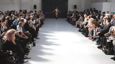 Brinnande lady rider porrfilm svensk kuk mycket bra