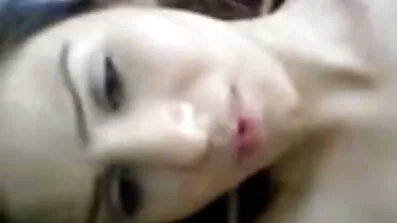Dubbel penetration för smal skönhet svensk amatör porr video slutade med sex ansvarsfrihet