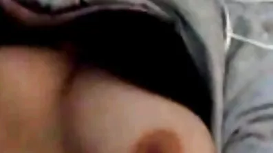 Jag hoppade för te från min inhemska moster mjukporr film och knullade fett shmaru hårt rätt i köket