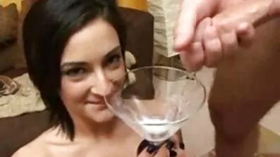 Fantastiska animerade porrfilmer corporate sex innan stora jobbintervju