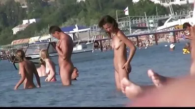 Allvarligt, en kåt snubbe knullade svensk amatör sexfilm en blondin med en rumpa